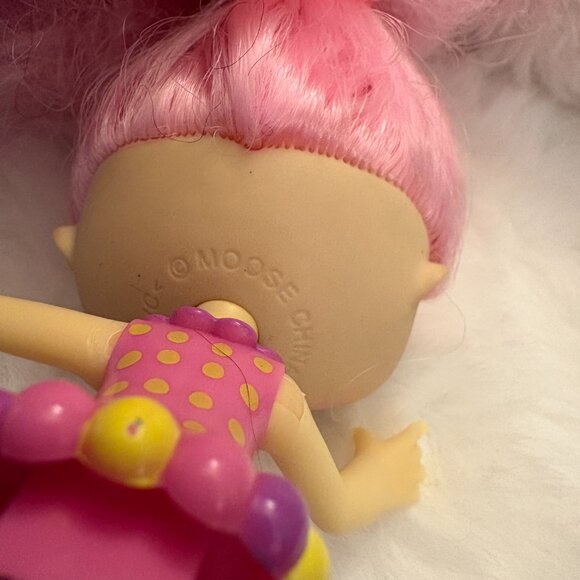 Shopkins Shoppies Bubbleisha Doll Pink Hair (SKU: 300TO) - Picture 7 of 9